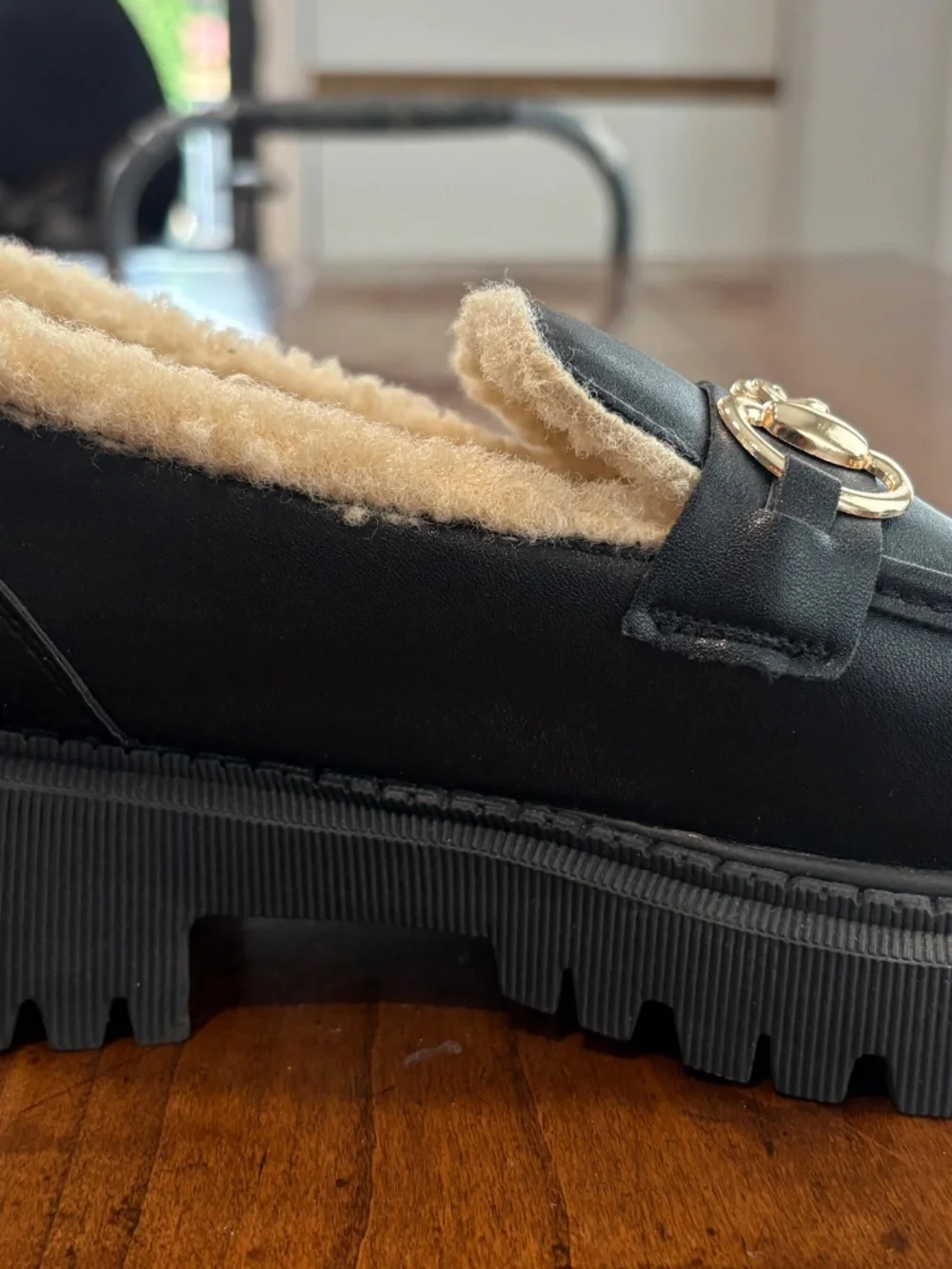 Black Faux Leather Sherpa Lined Chunky Lug Sole Bit Loafers Size 40 (9 US) - Picture 4 of 7